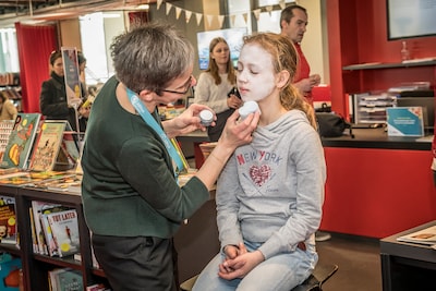 Workshop kindergrime in Essen: jonge creatievelingen leren stap voor stap schminken