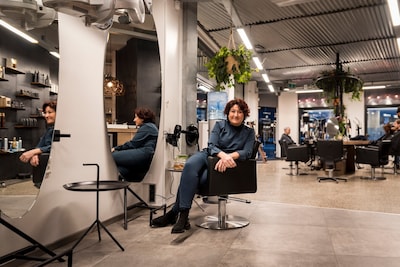 Complimenten van Hengelo én een bijtje voor ‘ambassadeur van de kappers’