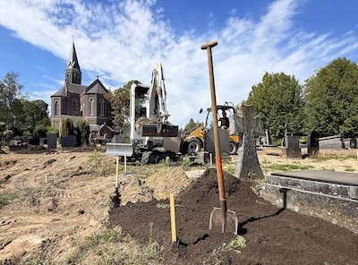 Nuenen krijgt met Clemenspark een vernieuwd kerkhof vol kronkelpaden, bomen en bankjes