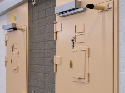 Man (57) die vandaag terecht zou staan voor seksueel misbruik minderjarigen dood gevonden in Nieuweg