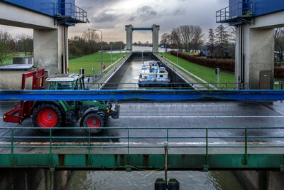 Eindelijk onderhoud aan haperende brug van sluis Sint-Andries; waar moet verkeer rekening mee houden