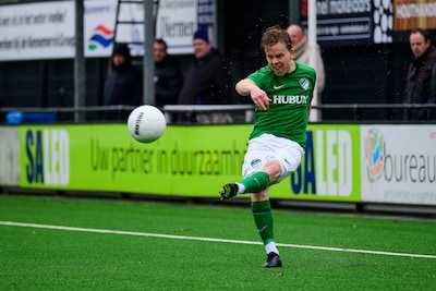 Op eerste training bij nieuwe club gaat het mis voor Freek van Belzen: seizoen over voordat het bego