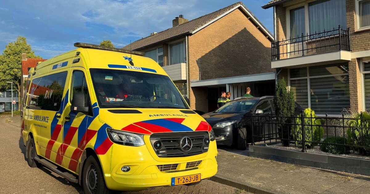 Man komt onder loeizware draaibank terecht in Vlijmen: buurtbewoners komen op geschreeuw af