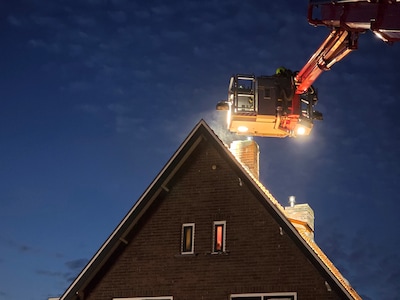 Rook op zolder door schoorsteenbrand in woning in Renkum
