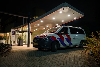 Onderzoek bij hotel na melding van overval in Schiedam