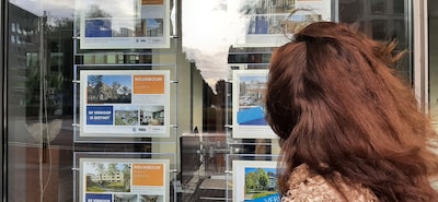 Woningprijzen blijven maar stijgen: het is wachten op nieuwbouw