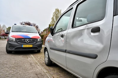 Man vernielt in razernij zo’n vijftien auto’s in Moergestel: ‘Riep dat hij het in naam van God deed’