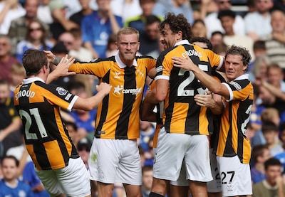 Gepromoveerd Hull City maakt ook indruk tegen Chelsea, Liverpool stelt teleur