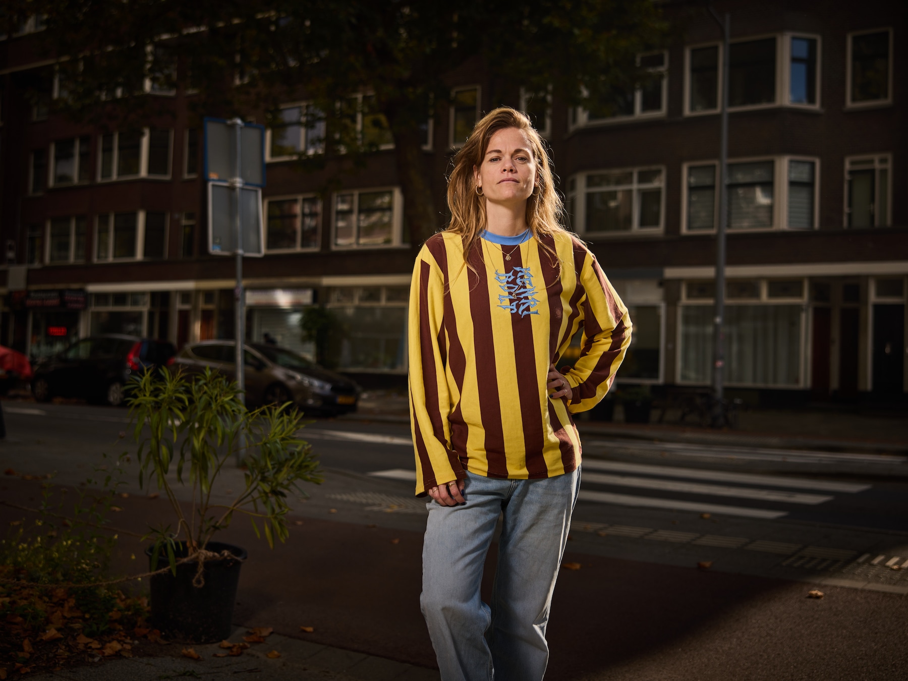 In tv-wereld kwam Janne vermoeiende types tegen: ‘Moest wennen aan mentaliteit van de Randstad’