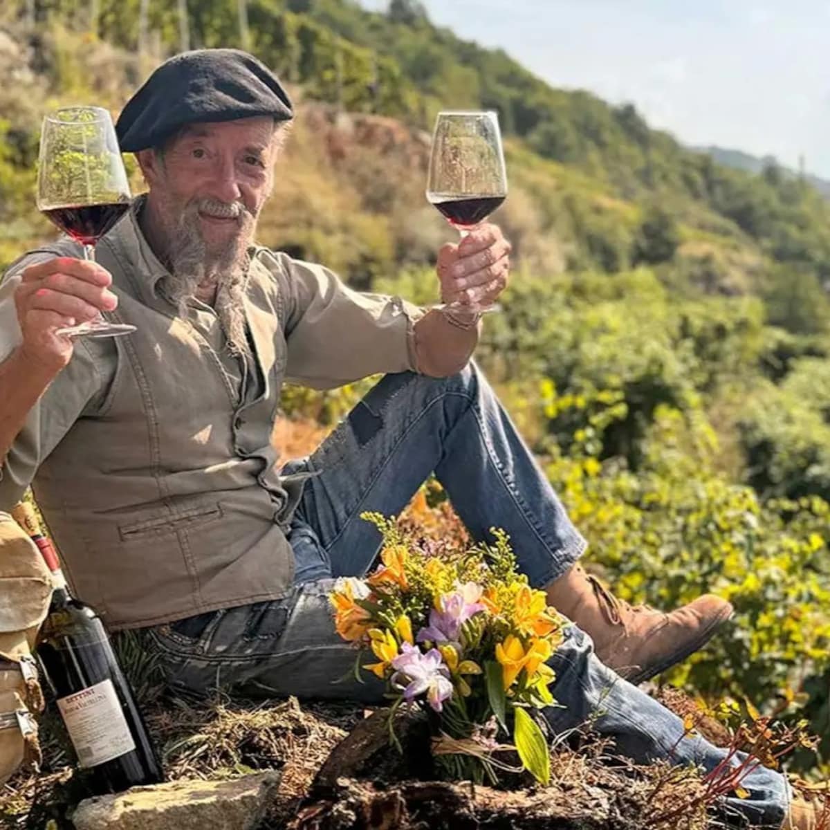 ilja-gort-hier-tijdens-een-van-de-opnames-voor-gort-over-de-grens-op-een-berg-in-noord-italie