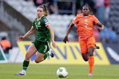 LIVE WK-kwalificatie | Enorme dreun voor Oranje vlak na rake strafschop: Ierland scoort opnieuw, directe WK-plaatsing op de tocht