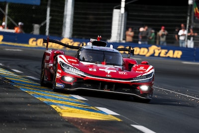 Nyck de Vries wint als derde Nederlander ooit 24 Uur van Le Mans