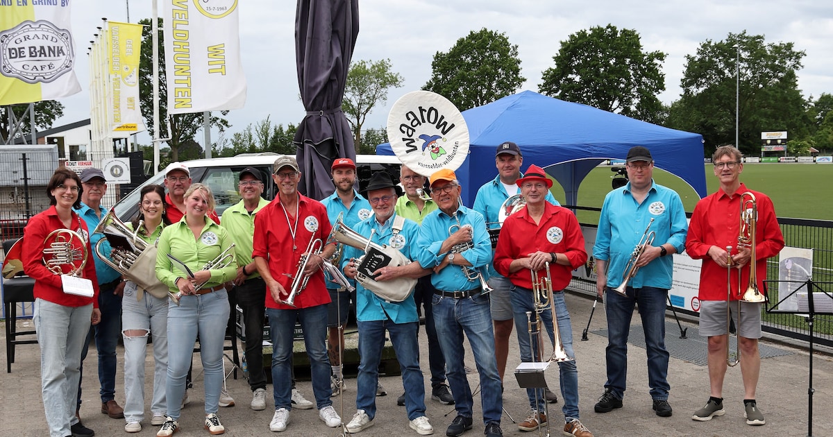 Ulftse wandelaars feestelijk onthaald door WaarOw en bezoek aan Urisiu de Sus