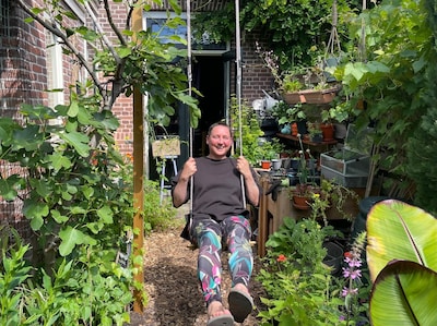 Buitenkijken bij Marjolein: ‘Het is heel leuk om uit je eigen tuin te eten’