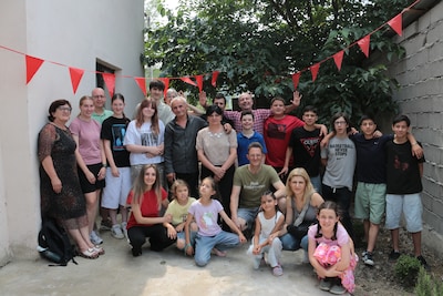 William en Lisa helpen dagcentrum in Georgië af te bouwen: ‘Supermooi om de dankbaarheid van de mens