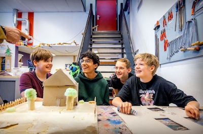 Utrechtse scholengroep slaat alarm: veel vmbo-leerlingen starten middelbare school met grote taal- e
