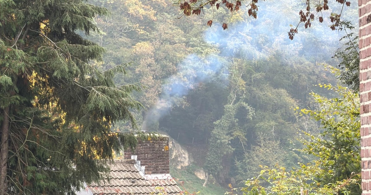 Flinke rookontwikkeling bij schoorsteenbrand in Bemelen