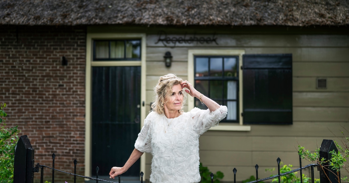 Patricia Snel houdt herfstwandeling in Frederiksoord