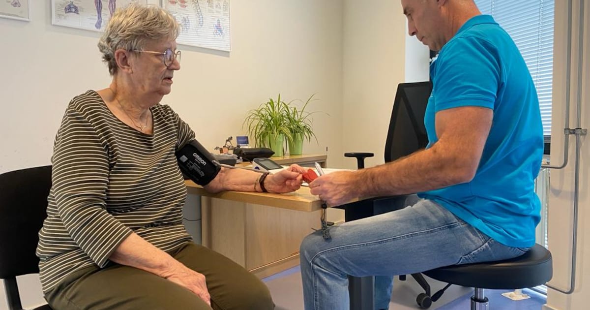 Ouderen krijgen gratis gezondheidscheck in De Wetering in Vlaardingen
