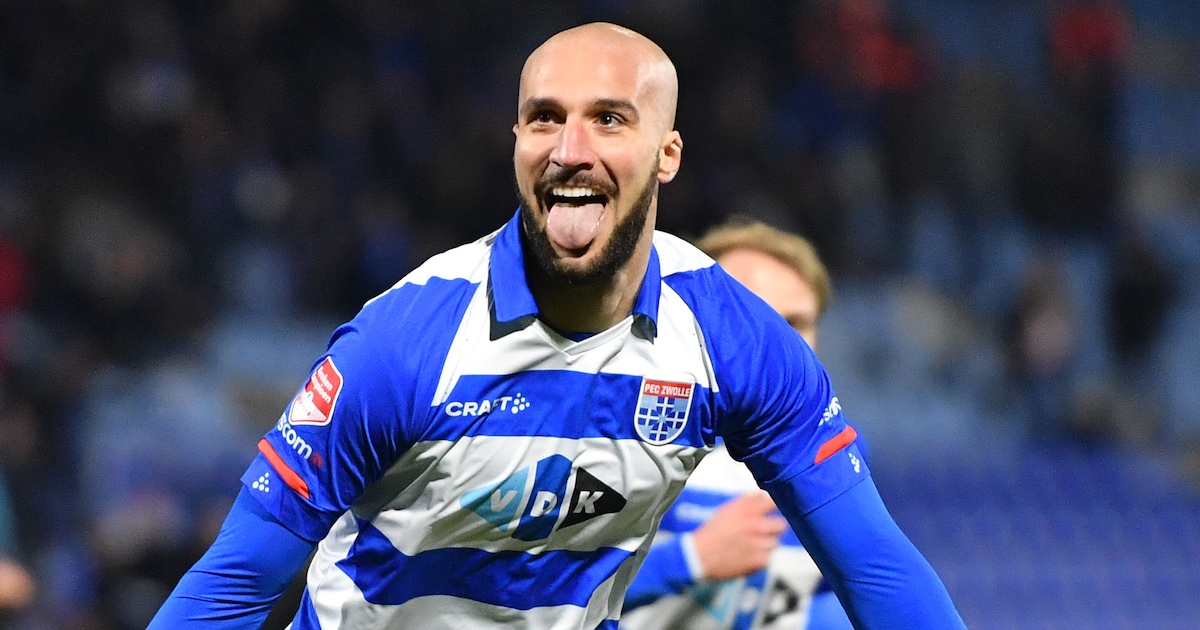 PEC Zwolle stap dichter bij titel, Eindhoven met negen man langs ...