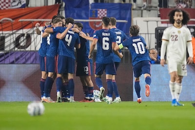 Ivan Perisic doet het voor opgeleefd Kroatië: PSV’er kopt raak tegen Spanje
