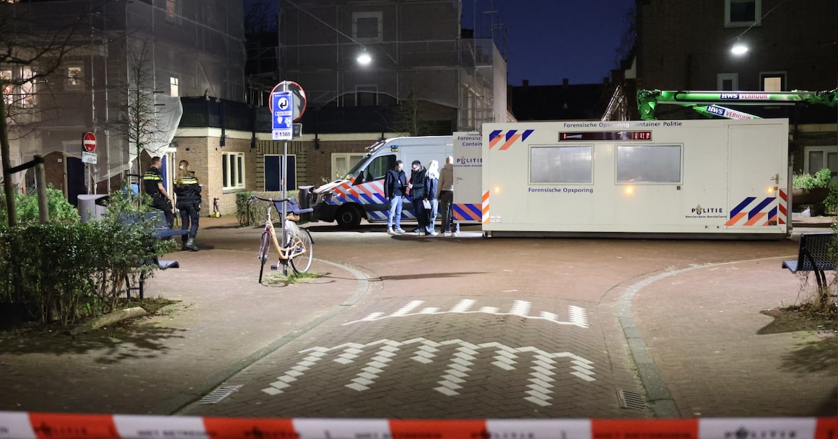 Dode gevonden in woning aan De La Rijestraat in Amsterdam