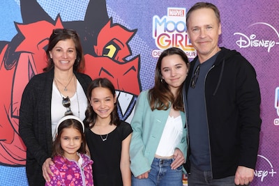 13-jarige dochter van acteur Chad Lowe overleden: ‘Fiona was het licht in ons leven’