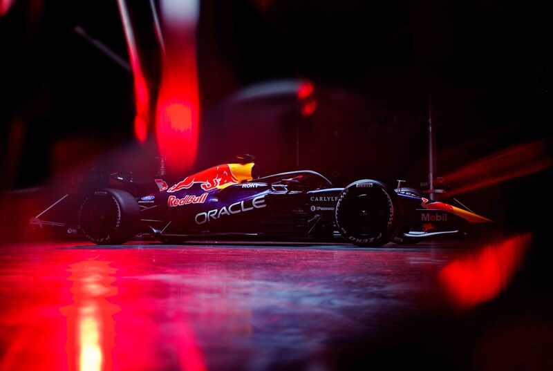 Red Bull toont échte auto van Max Verstappen: RB22 vandaag bij ...