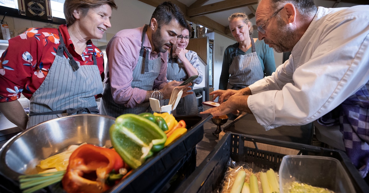 Toon Hermans Huis Parkstad houdt kookworkshop zonder E-nummers in Heerlen