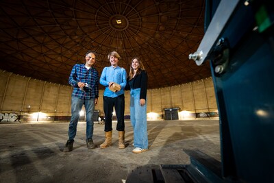 Dankzij deze fabriek loop je binnenkort over straten van klei uit de Kop van Zuid: '6000 stenen per dag'