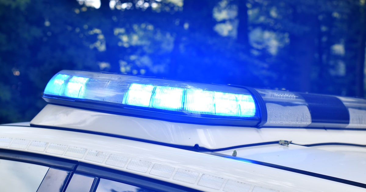 Woning in de Begonialaan in Lutjebroek beschadigd door explosie