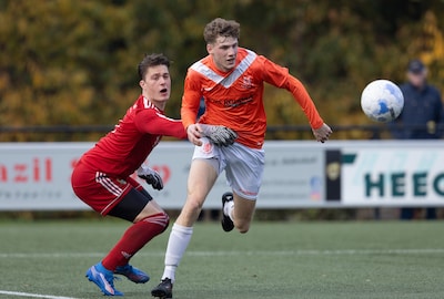 Mathijs bereikt zijn doel en mag zich eindelijk eerste keeper noemen: ‘Ik wist dat ik het niveau aan