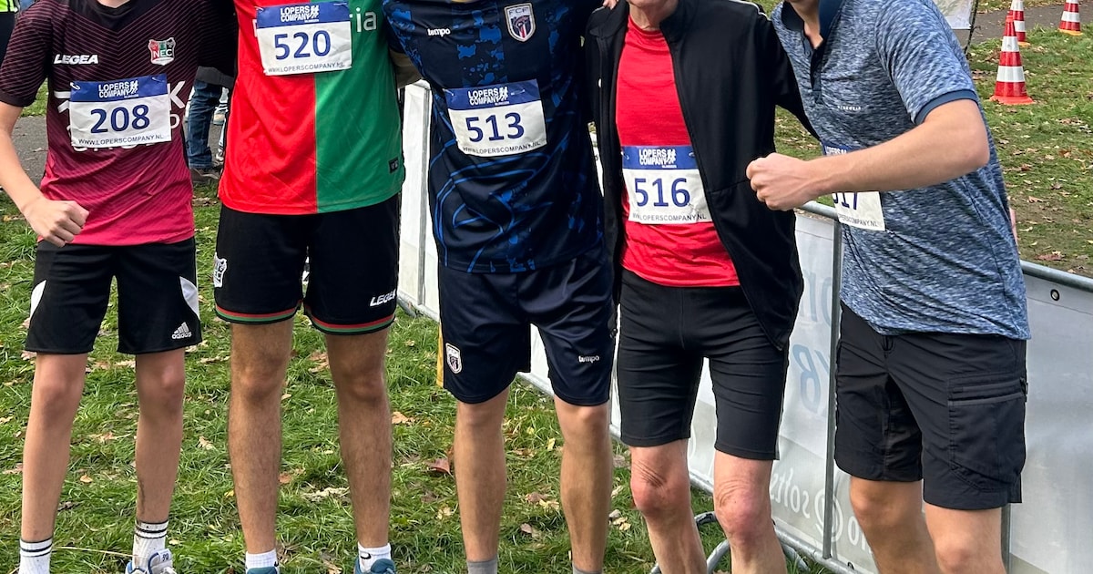 Met zijn vijven fit aan de finish