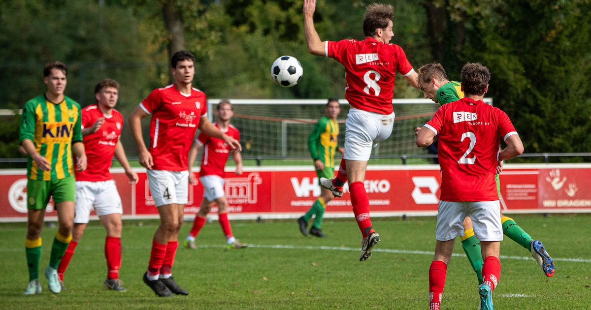 Dit zijn de uitslagen, doelpuntenmakers en wedstrijdverslagen van het amateurvoetbal op zaterdag