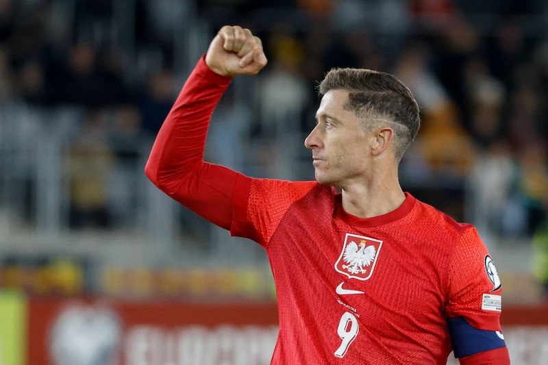 Polen wint gemakkelijk van Litouwen in poule van Oranje, Faeröer stunt ...