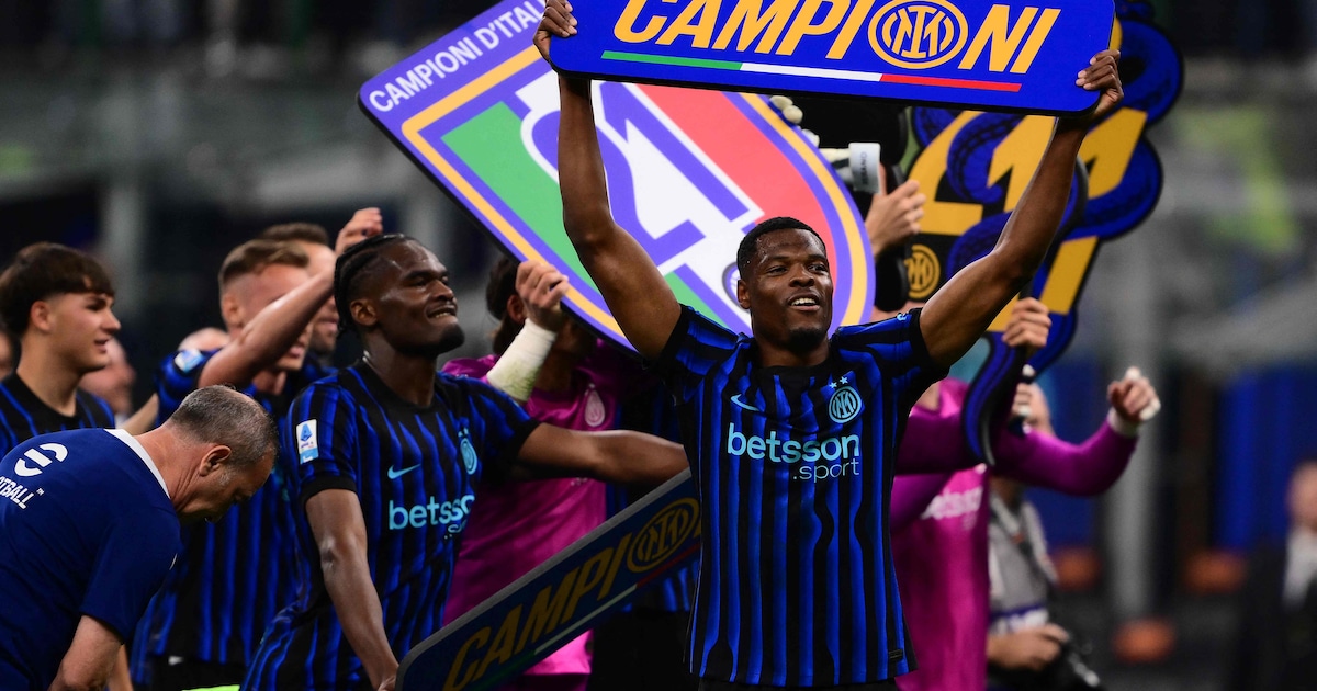 Denzel Dumfries voor tweede keer kampioen met Inter: ‘Seizoen met ups ...