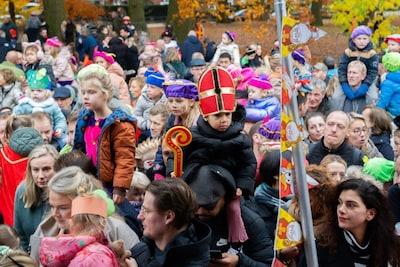 Intocht Sinterklaas 2025 in Apeldoorn: zo ziet het programma eruit