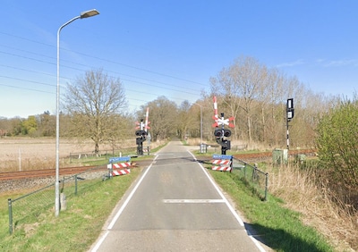 Spoorwegovergangen in Klarenbeek en Voorst gaan een nachtje dicht
