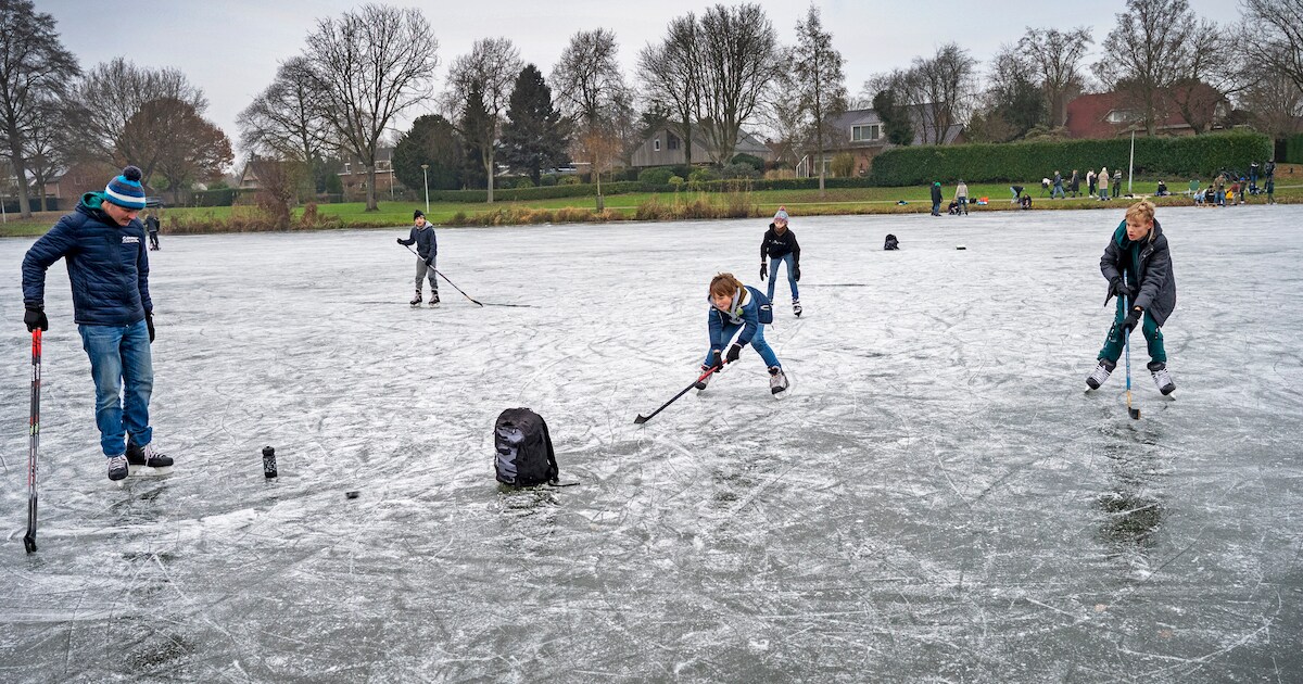 Schaatsen? Mijd het Wijchens Meer, het gaat dooien: ‘Niet geschikt voor ...