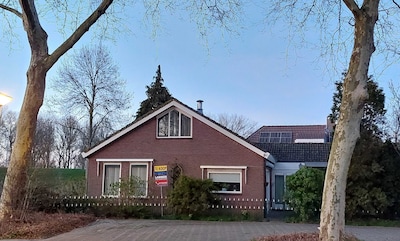 Bla, bla, bla! Met deze koopwoning in Noordhove heb je een schapen als buren