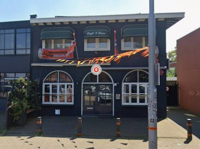 Supporterscafé Willem II moet dicht op wedstrijddagen na vuurwerkincident: ‘meten met twee maten’