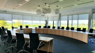 Olst-Wijhe voorkomt bezuinigingen in 2026: begroting sluitend en ruimte voor investeringen