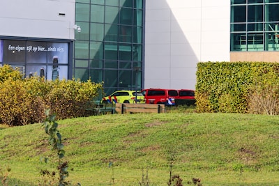11 gewonden bij incident in Grolsch-fabriek: slachtoffers overgebracht naar ziekenhuis