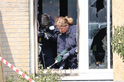 Jongens kregen 125 euro voor aanslag met vuurwerkbom: ‘We hadden levend verbrand kunnen zijn op de b