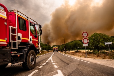 Bosbrand in Franse Var laait weer op, 2500 mensen geëvacueerd