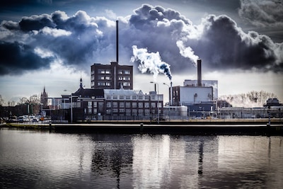 De sluiting van de gistfabriek in Delft, wat betekende de fabriek voor Delft en jou?