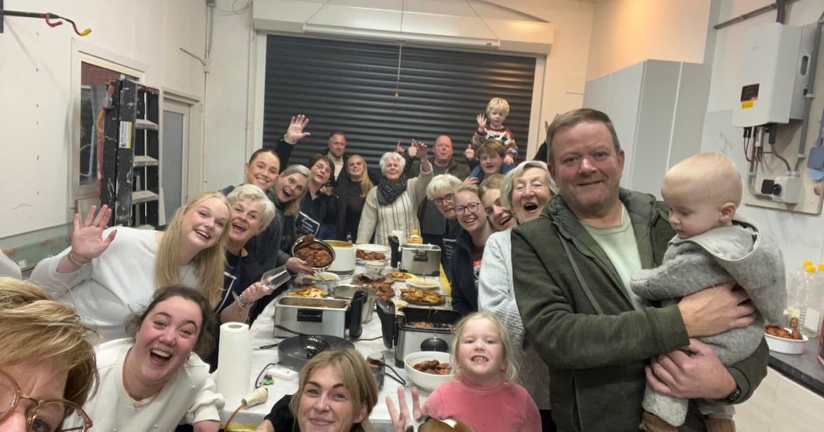 Met z’n allen appelflappen bakken naar moeders recept en Spero MO15-1 sportploeg van het jaar