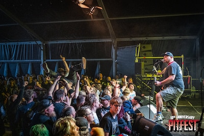 Tragedie op allerlaatste editie van metalfestival Emmen: bez