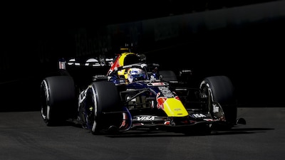 Zo laat komt Max Verstappen in actie tijdens aangepast raceweekend in Bakoe