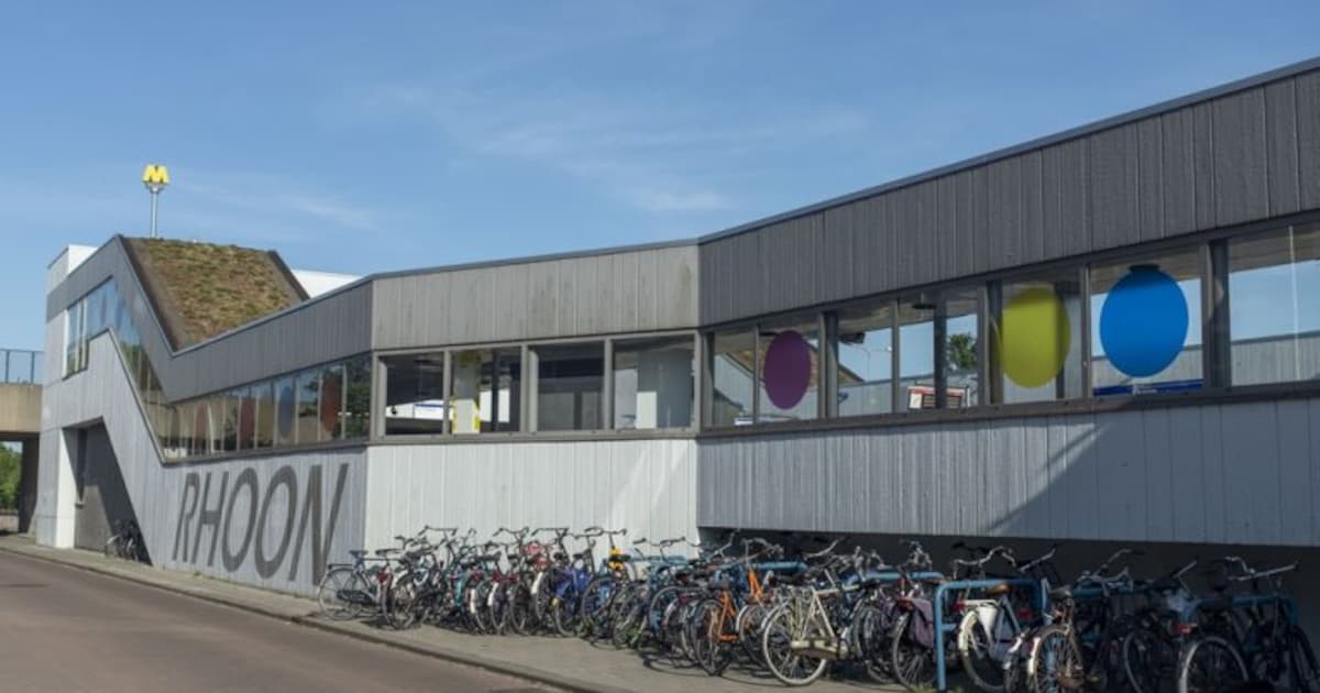 Meer fietsplekken bij metrostations Rhoon en Poortugaal